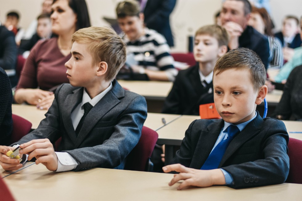 ����� ��������� ���� ������������� 