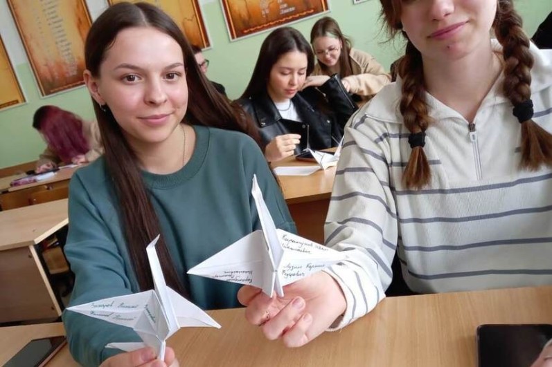 Прошел кураторский час 'Журавли памяти' Прошел кураторский час 'Журавли памяти'