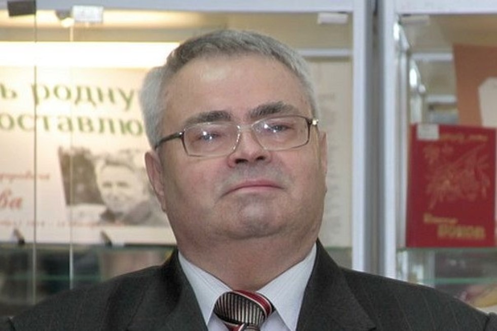 Библиотека института получила в дар научные труды В. М. Головко Библиотека института получила в дар научные труды В. М. Головко