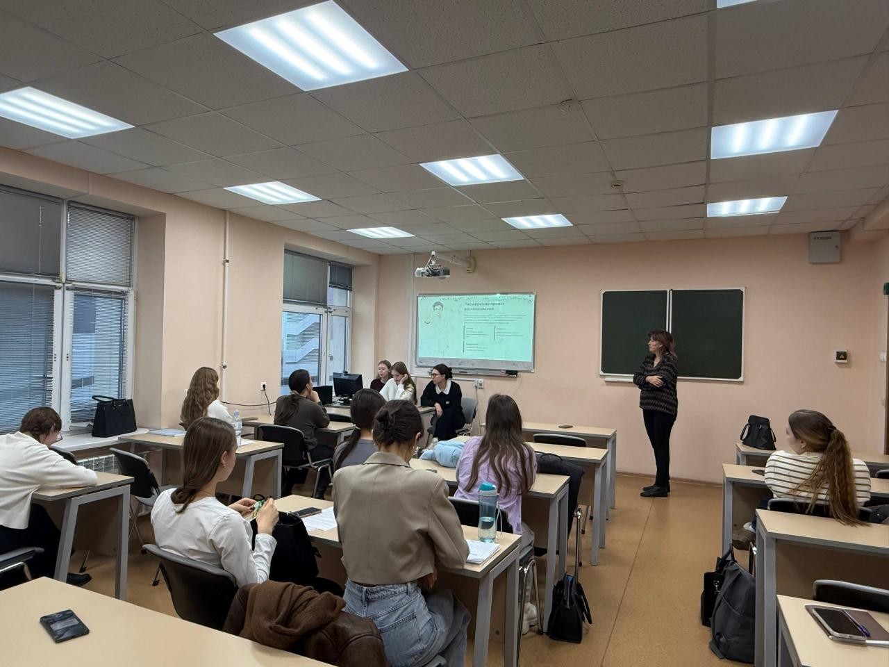 Кураторские часы в гр. 14.1-581 и 14.1-582 в рамках Всероссийской акции 'СТОП ВИЧ/СПИД' Кураторские часы в гр. 14.1-581 и 14.1-582 в рамках Всероссийской акции 'СТОП ВИЧ/СПИД'