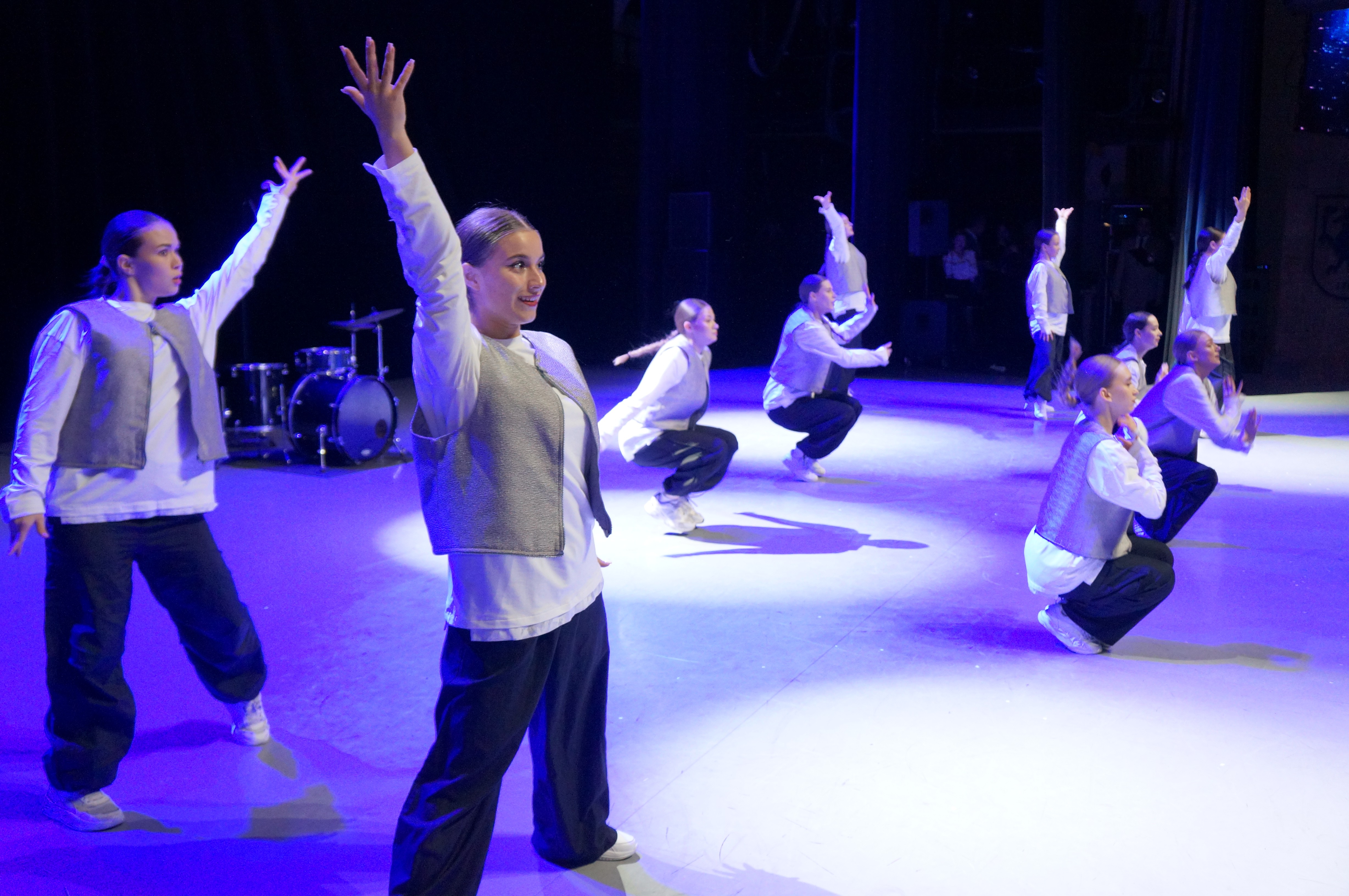 ���������� �����������, ��������� � ������� ������ � ��� ���� '����������� ��������'