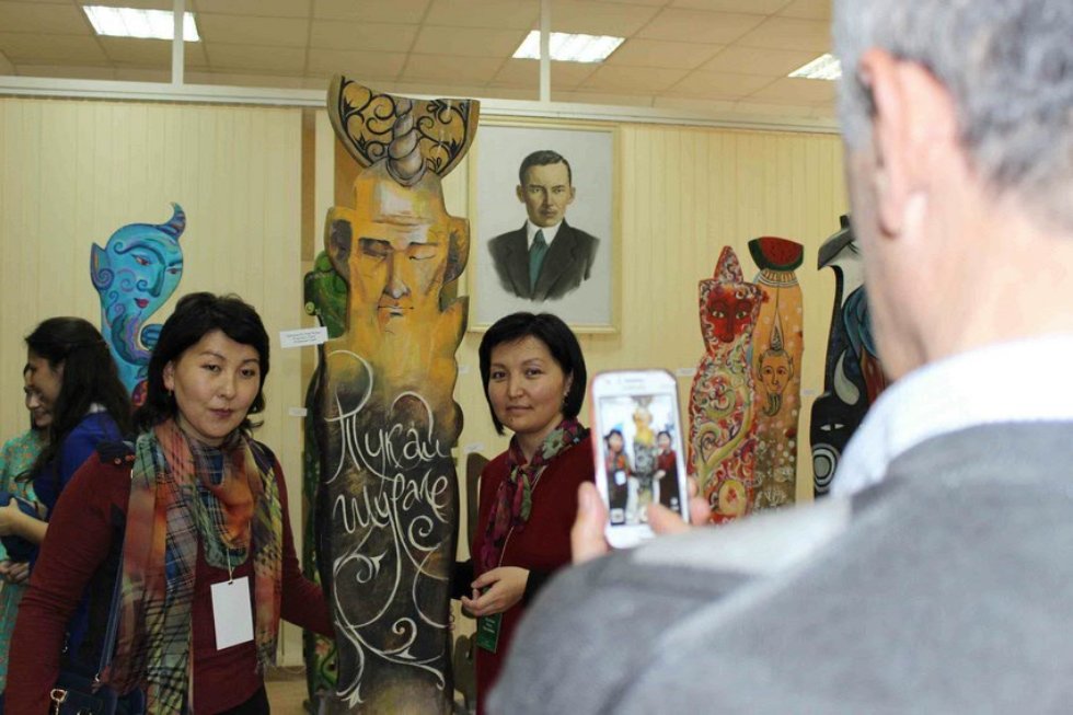 Сегодня в Елабужском институте КФУ состоялась презентация выставки работ участников всероссийского этно-арт-симпозиума 'Песнь о Шурале',посвященной 130 - летию со дня рождения татарского поэта Габдуллы Тукая Сегодня в Елабужском институте КФУ состоялась презентация выставки работ участников всероссийского этно-арт-симпозиума 'Песнь о Шурале',посвященной 130 - летию со дня рождения татарского поэта Габдуллы Тукая