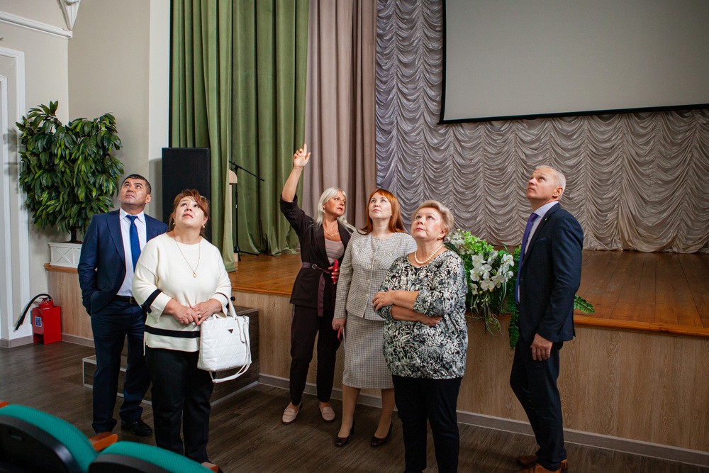 IX ������������ ������: ��������� (����)