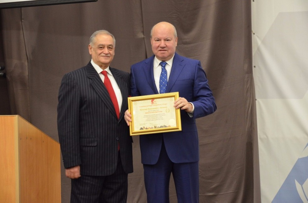 � ��� ���������� �������� ��������� ������ ��� ����� ������� �������