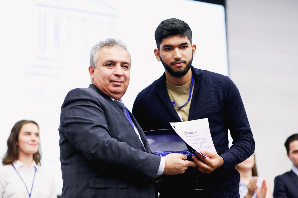 �������� ������