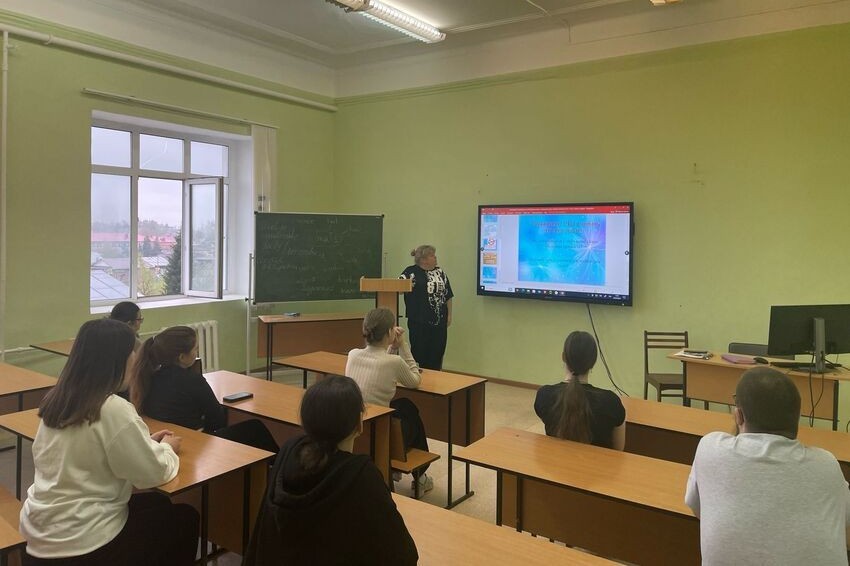 Прошел кураторский час по профилактике терроризма и экстремизма Прошел кураторский час по профилактике терроризма и экстремизма