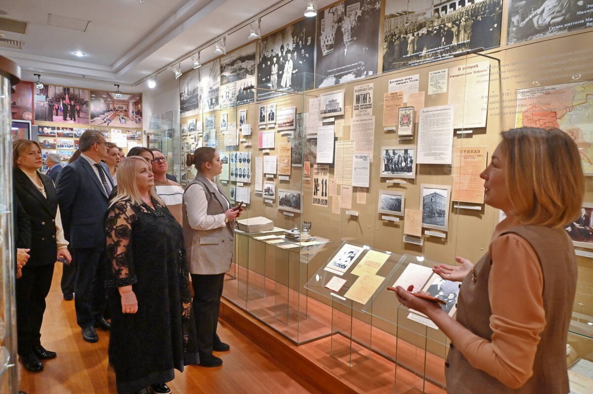 Первая образовательная программа для служащих новых регионов страны открылась в Государственном Совете Первая образовательная программа для служащих новых регионов страны открылась в Государственном Совете