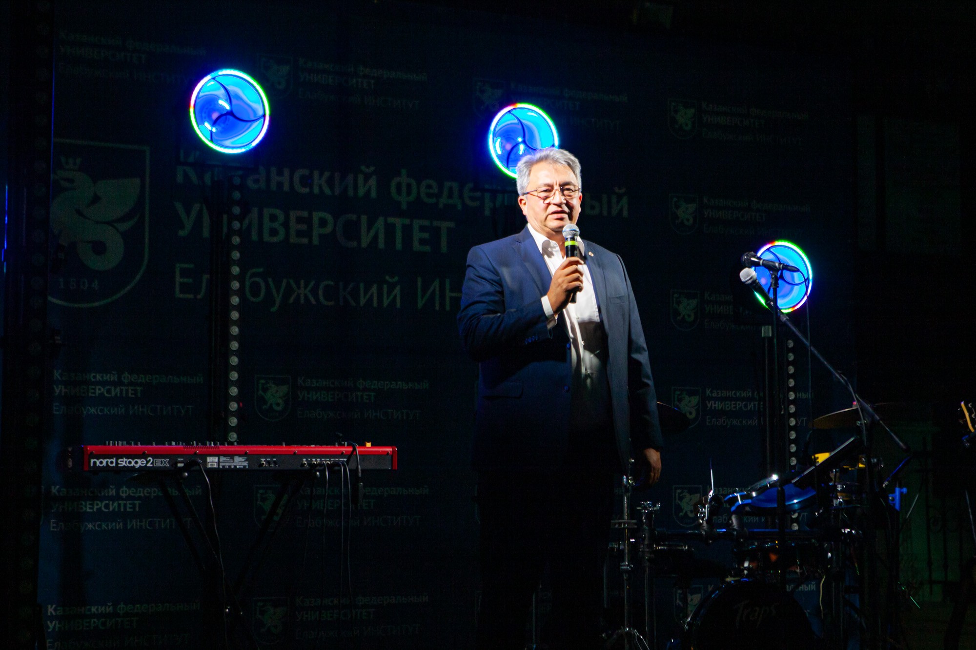 В Елабужском институте КФУ ярко встретили День знаний В Елабужском институте КФУ ярко встретили День знаний