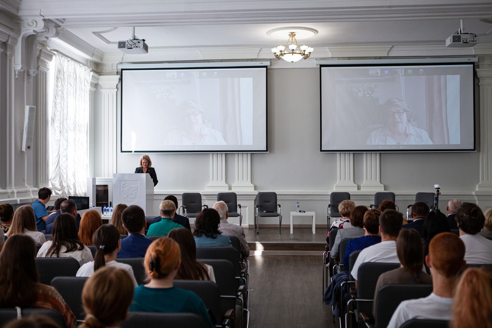 IX ������������ ������: �������� (����)