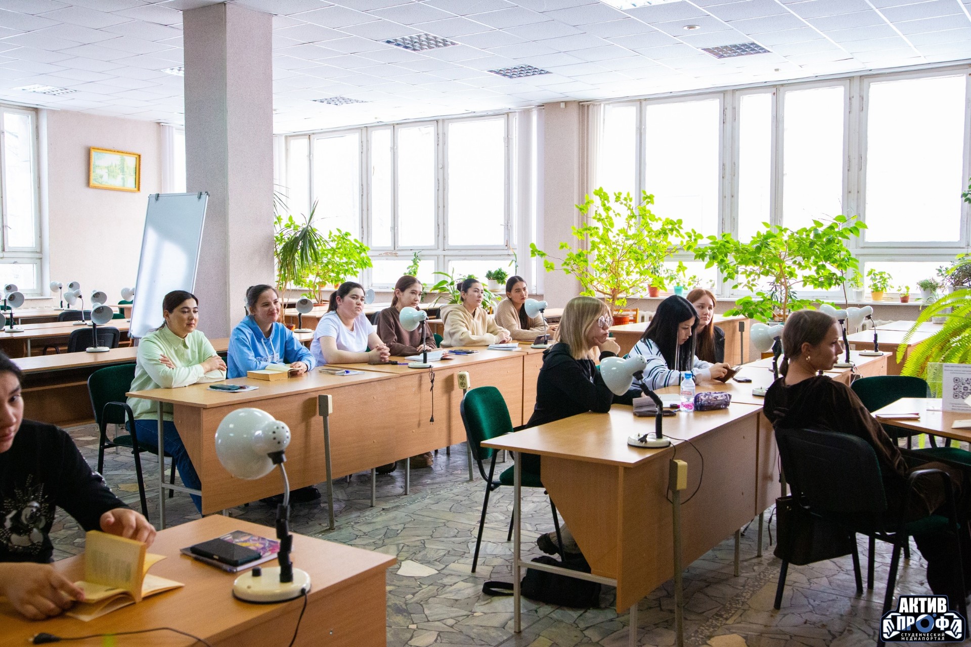 Книжный рай с научным уклоном Книжный рай с научным уклоном