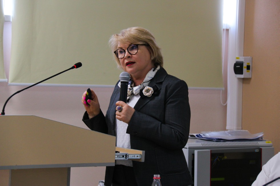 ��������� ����� ���������� : �� �������������� � ������� � �������