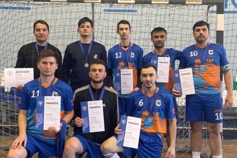 13-15 апреля в КСК КФУ 'УНИКС' прошли соревнования по мини-футболу в рамках Спартакиады среди студентов и аспирантов КФУ 2022/2023 учебного года 13-15 апреля в КСК КФУ 'УНИКС' прошли соревнования по мини-футболу в рамках Спартакиады среди студентов и аспирантов КФУ 2022/2023 учебного года