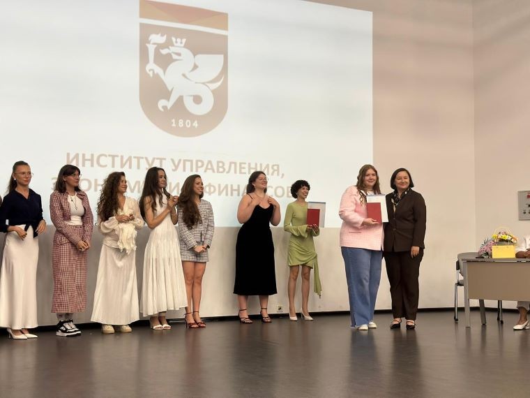 � ��������� ����������, ��������� � �������� ��������� ������ ��������� ����-������� ����� ��������