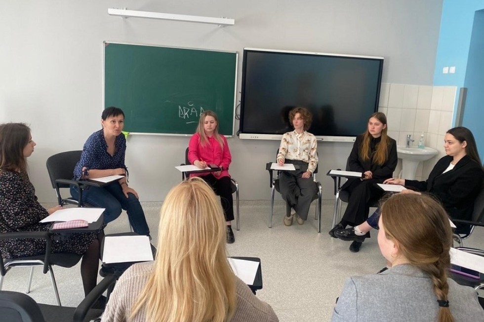 Состоялся Практикум с молодыми педагогами 'Университетской' школы Состоялся Практикум с молодыми педагогами 'Университетской' школы