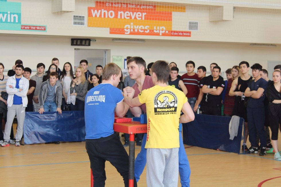 Определены самые сильные парни и девушки среди студентов! Определены самые сильные парни и девушки среди студентов!