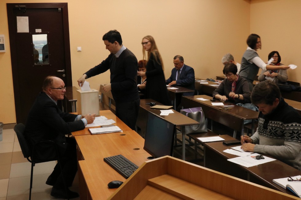 ������ ����� ����