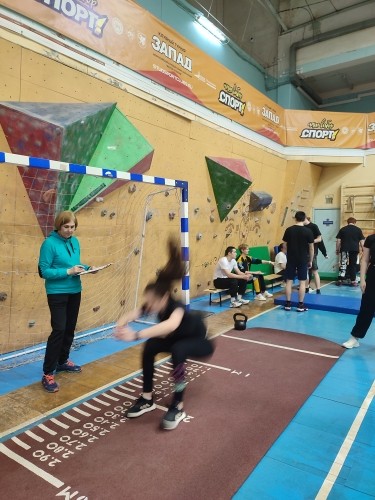 ��� � ���