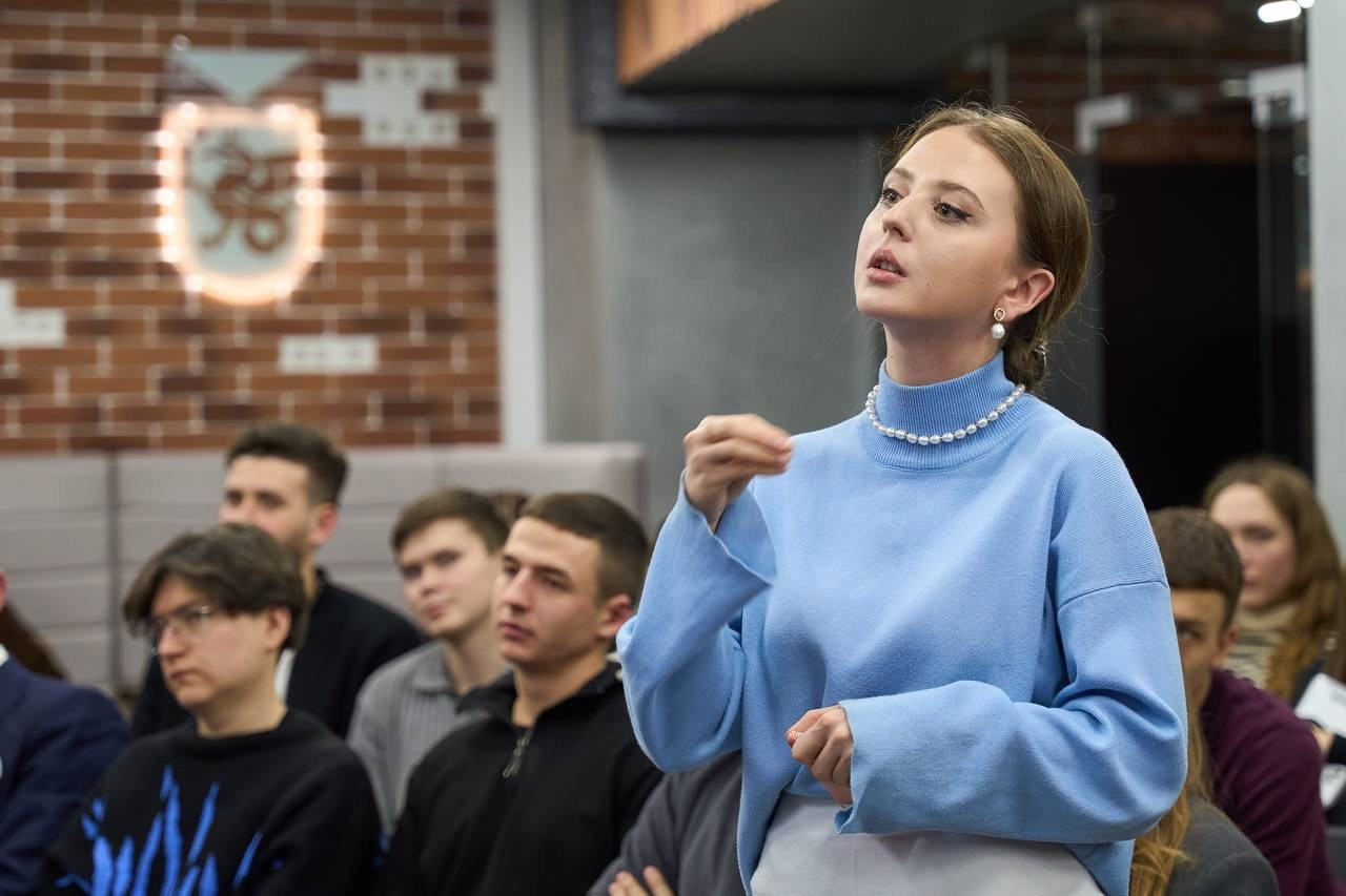 Встреча студентов с руководителем Аппарата Исполнительного комитета Казани Встреча студентов с руководителем Аппарата Исполнительного комитета Казани