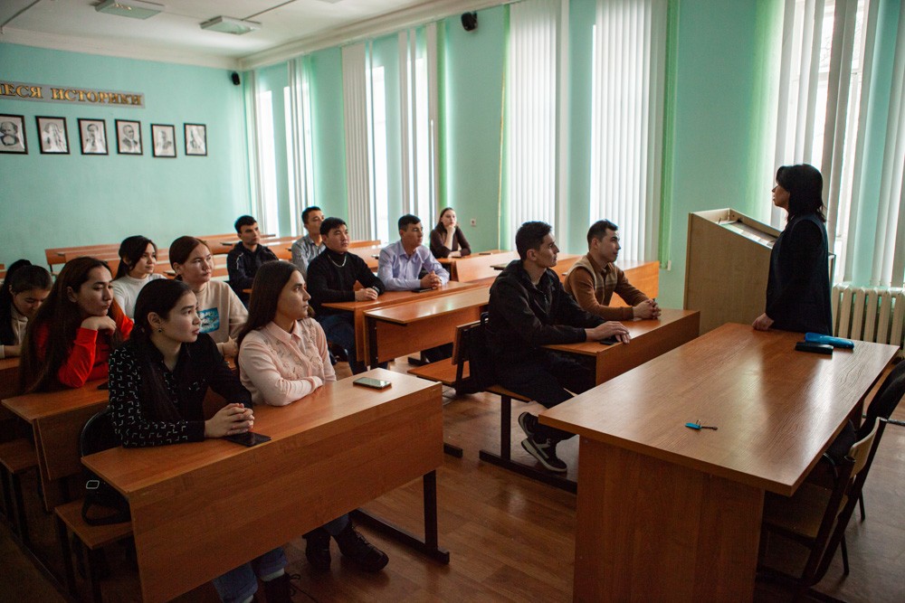 ������-���������� ������ ������ � '���������������' ����� � ���������� ��������� ���