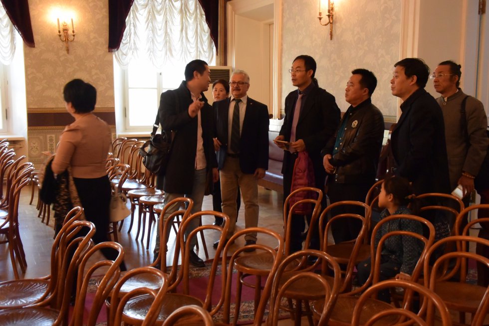 Визит представителей школ, институтов и ассоциации Китая в Казанский университет Визит представителей школ, институтов и ассоциации Китая в Казанский университет