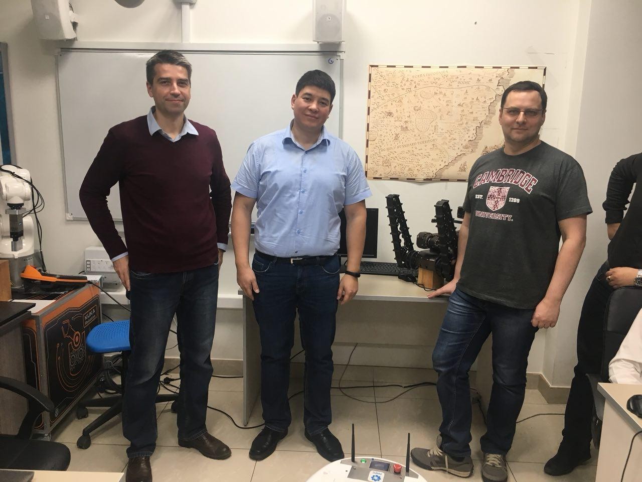 An Associate Professor from Nazarbaev University paid a visit to Laboratory of intelligent robotic systems ,ITIS, LIRS, robotics, ToU