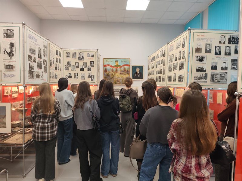 Экскурсия на Казанский оптико-механический завод с целью ознакомления с особенностями организации и технологии производства на машиностроительном предприятии Экскурсия на Казанский оптико-механический завод с целью ознакомления с особенностями организации и технологии производства на машиностроительном предприятии