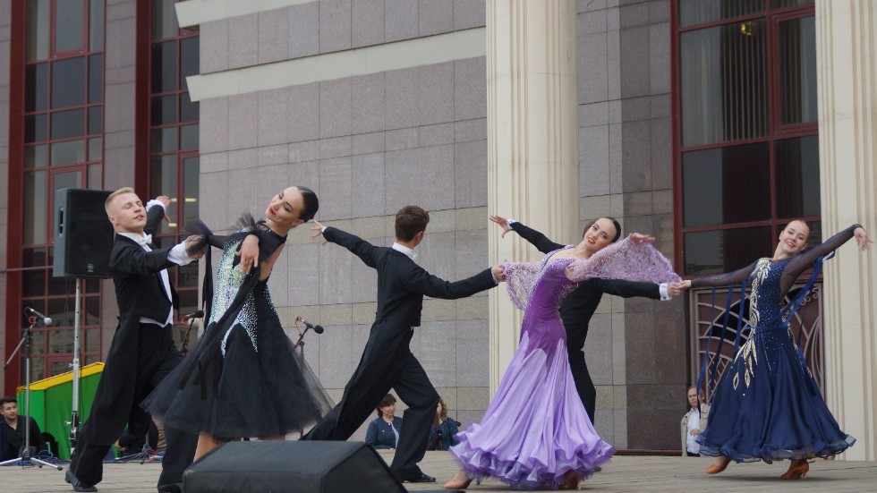 ������� �������� ����� � ������