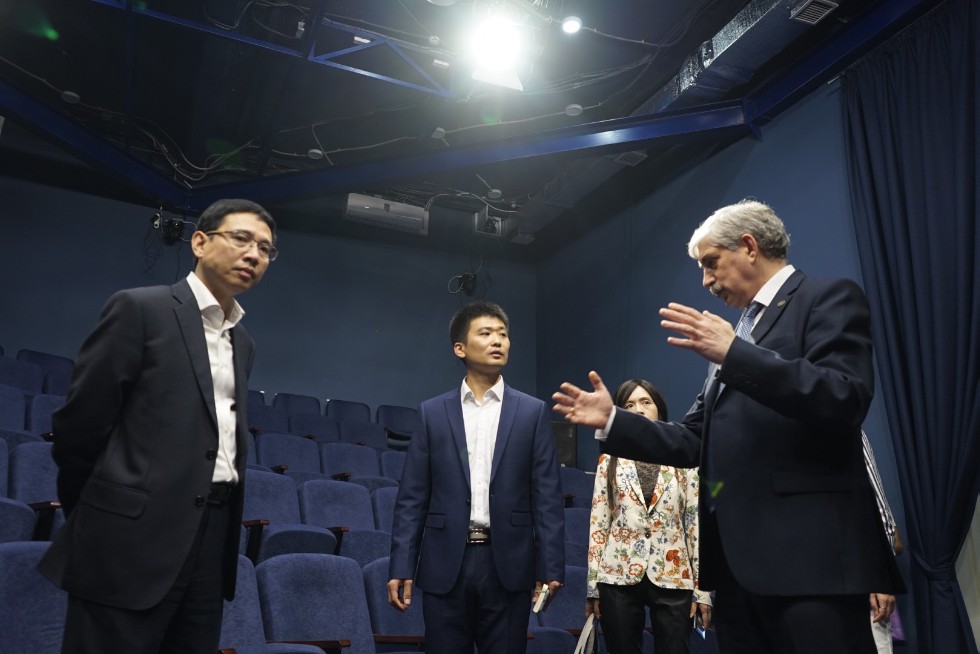 Higher School of Journalism visited by Shanghai United Media Group