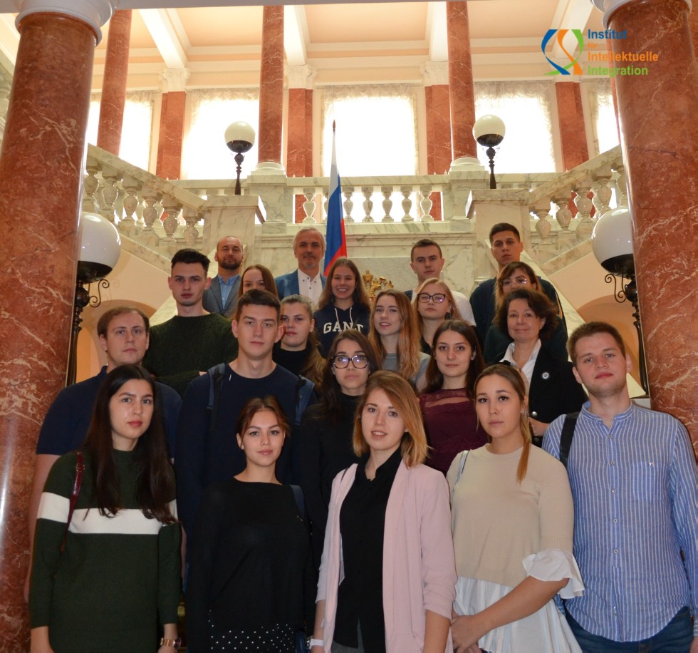 ������������� ���������� ��������� ������� ���������������� � �������������� ���������� � �. ����, �������