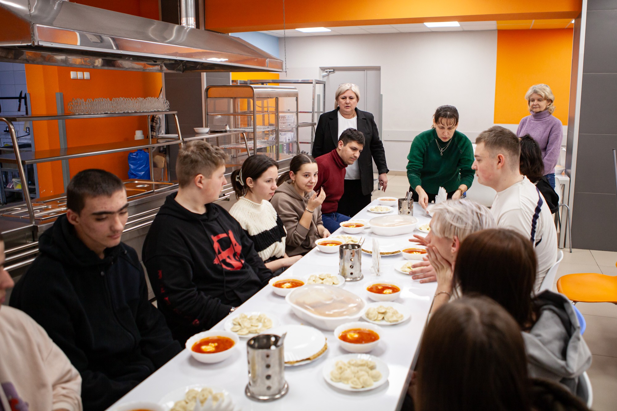 Школьники из Лисичанска и Рубежного приступили к учебе в 'Университетской' школе Елабужского института КФУ Школьники из Лисичанска и Рубежного приступили к учебе в 'Университетской' школе Елабужского института КФУ