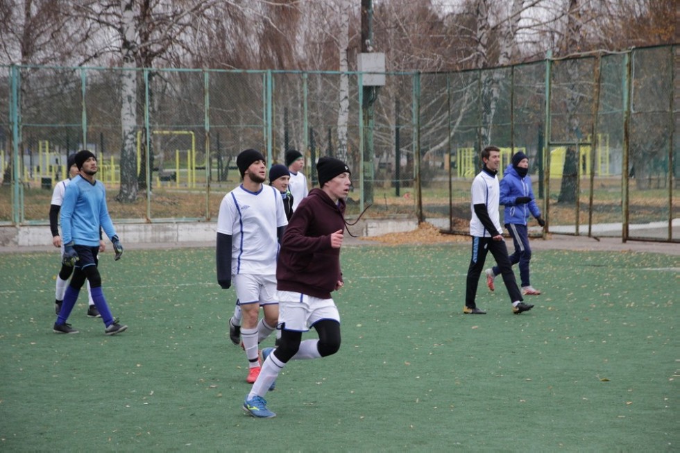 Очередной матч сборная Елабужского института провела в Набережных Челнах Очередной матч сборная Елабужского института провела в Набережных Челнах