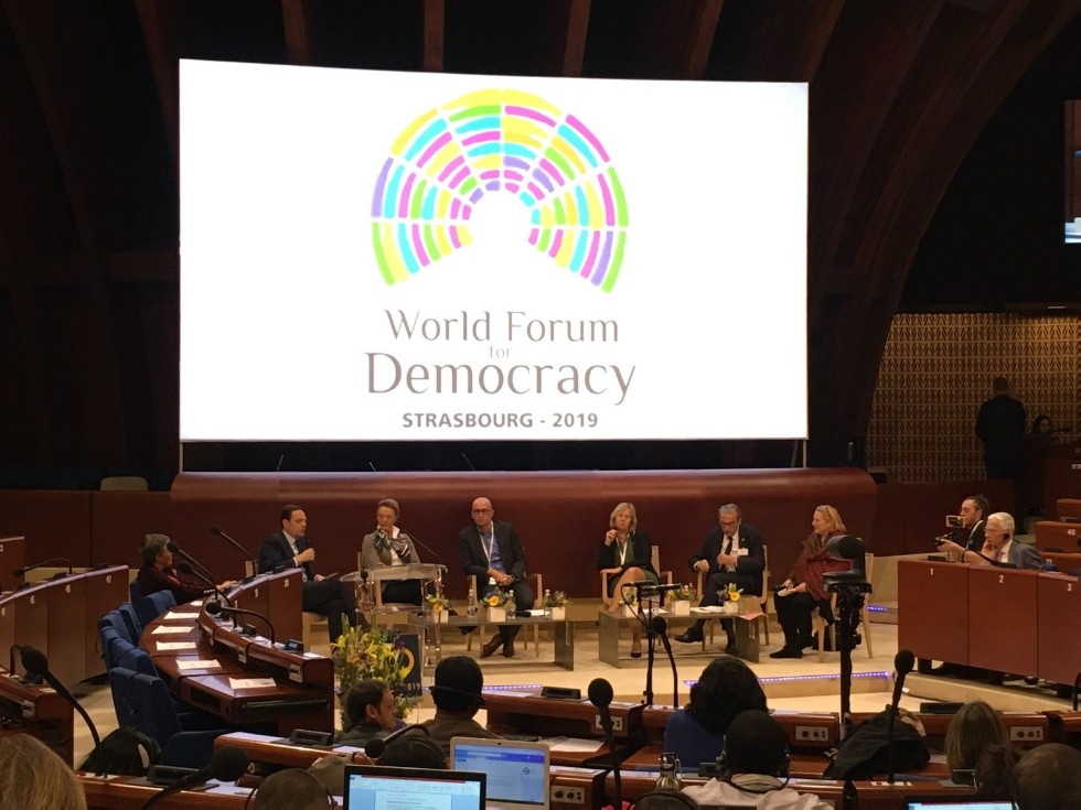 � ����-���� � �������� ���������� � ���������� ����������� ������������� ���