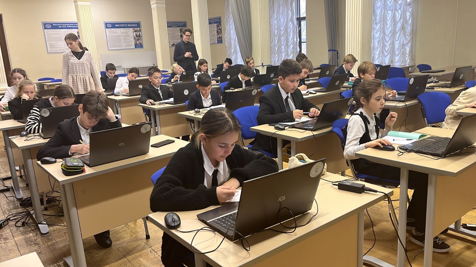 � ����� ������������ �������� ���� ������������� � ��������������� ��������