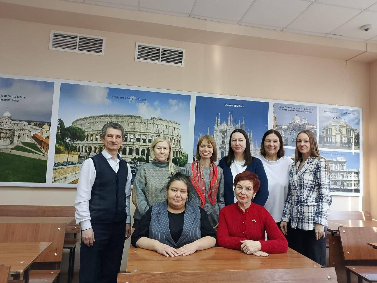 И снова наука в стенах ВШИЯиП: Итоговая научная конференция преподавателей университета И снова наука в стенах ВШИЯиП: Итоговая научная конференция преподавателей университета