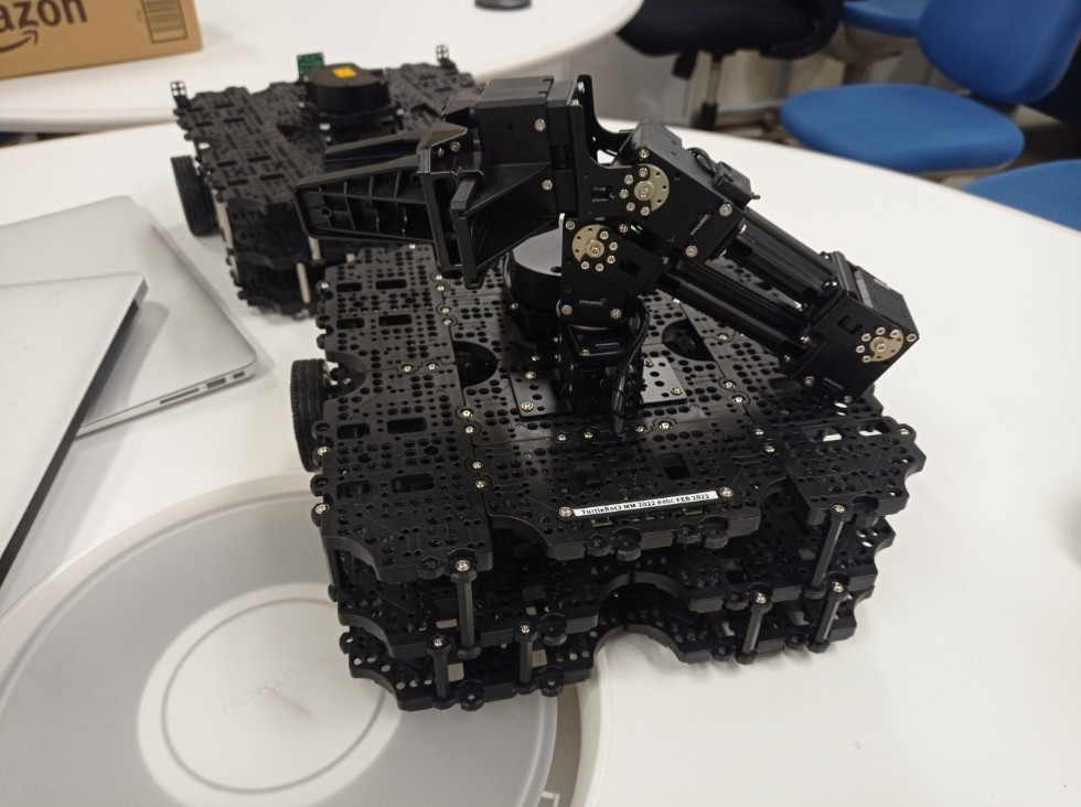 Аспирант Института информационных технологий и интеллектуальных систем посетил лабораторию интеллектуальной робототехники в Университете Рицумейкан в Киото Аспирант Института информационных технологий и интеллектуальных систем посетил лабораторию интеллектуальной робототехники в Университете Рицумейкан в Киото