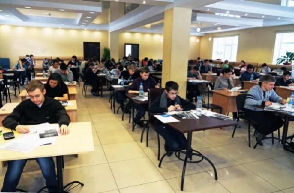 Школьная олимпиада по астрономии Школьная олимпиада по астрономии