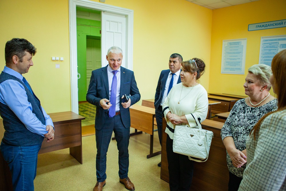 IX ������������ ������: ������� (����)