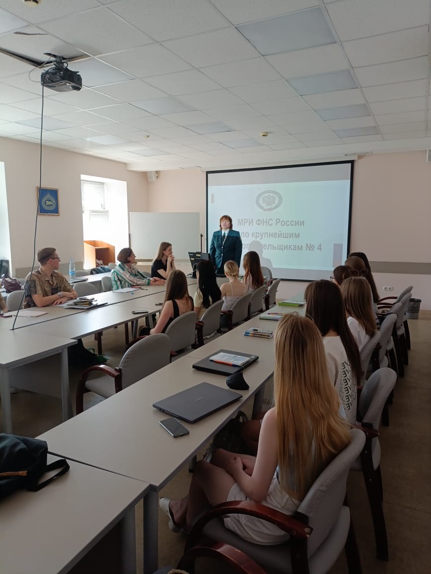 10 ���� 2025 ���� ���������� ������� ��� ��� �4 �� ���������� 2 ����� ������� 