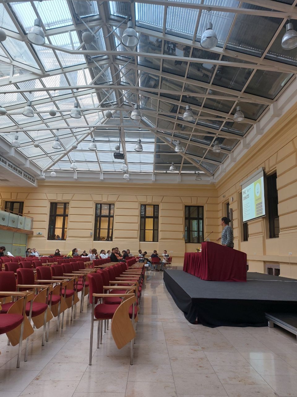 ��  ��������� 