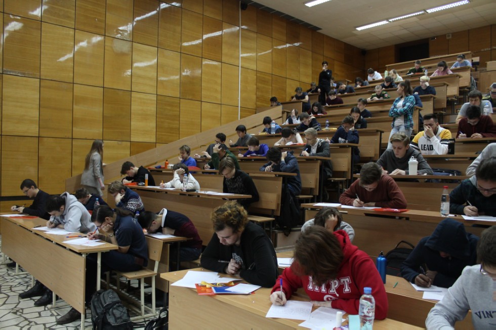 ��� ������ XI �������� ���������� ������������ �������������� ���������