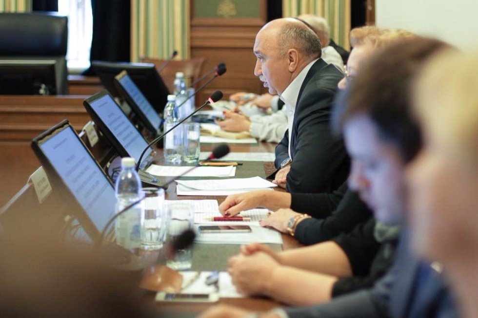 More Overseas Students to Intern at Kazan University