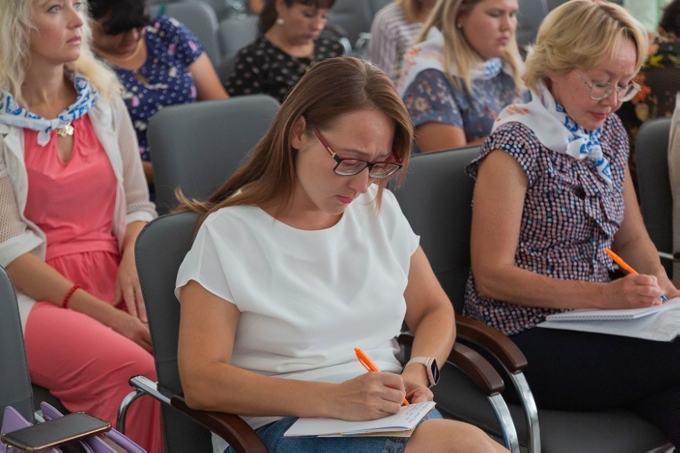 ���� �������������: � ���?