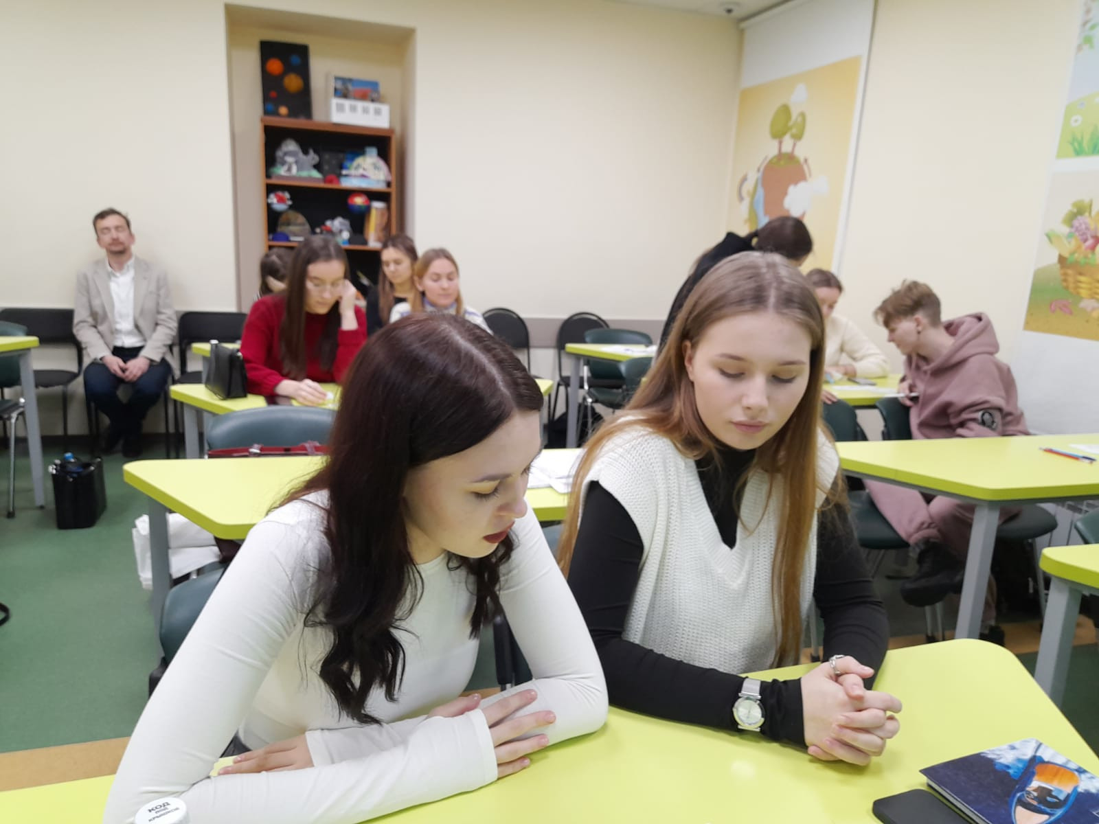 �������� 3 �����  ��������� ���������� � ����������� �������� �������� ����� �� ������������� ������