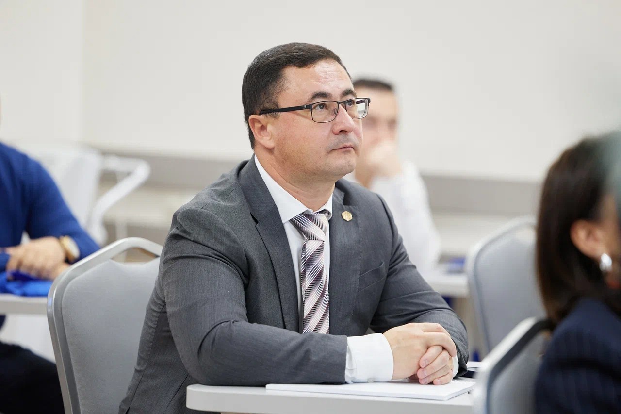 ������ ��������� �XECUTIVE ��� ��� ���-���������� � ������������� �������