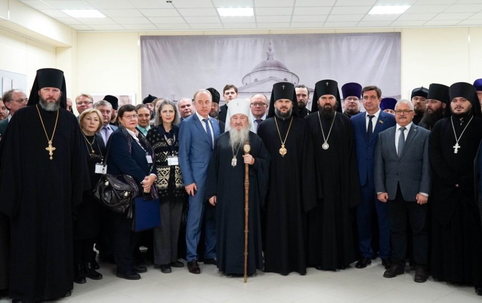 ����������� ��������� ����� ���������� � ������� ������ � ������� �����������