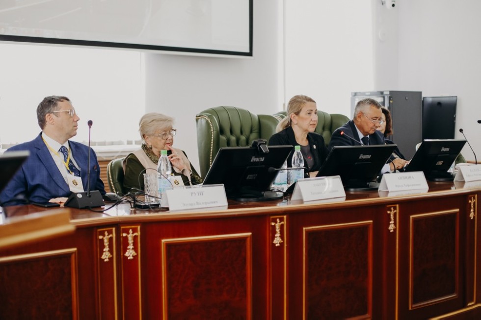 Состоялось торжественное открытие симпозиума Состоялось торжественное открытие симпозиума