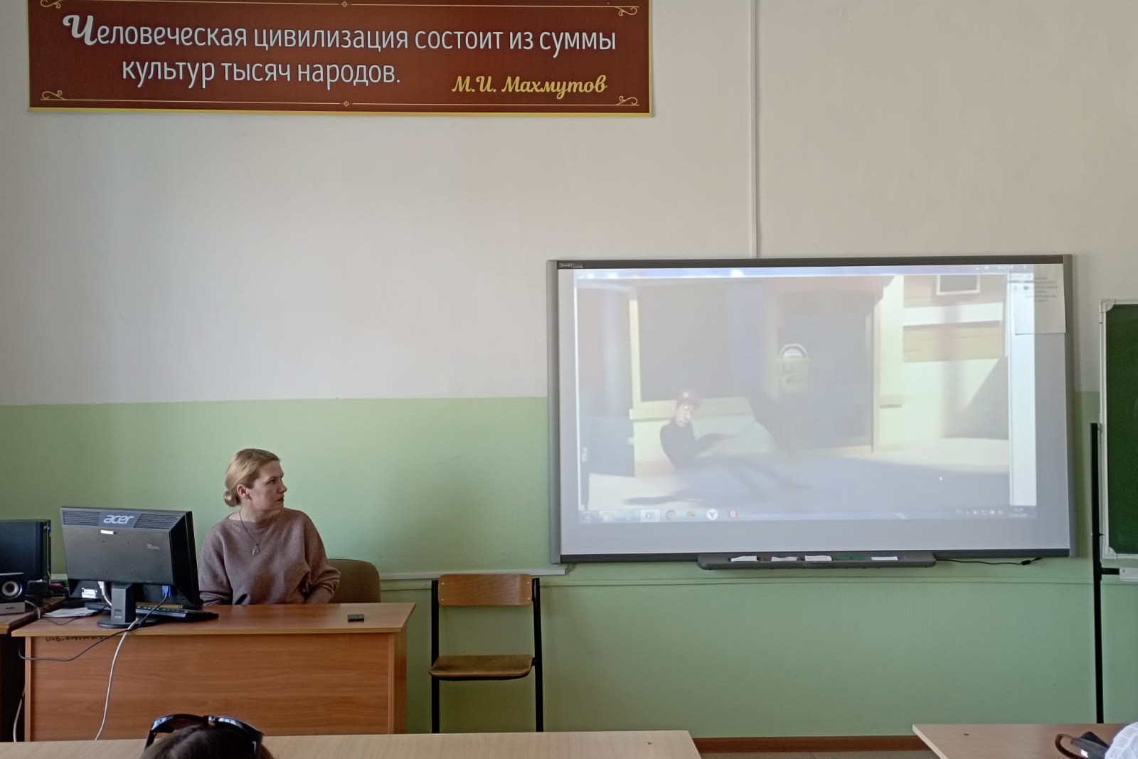 Как предупредить случаи суицидального поведения школьников, обсудили на круглом столе Как предупредить случаи суицидального поведения школьников, обсудили на круглом столе