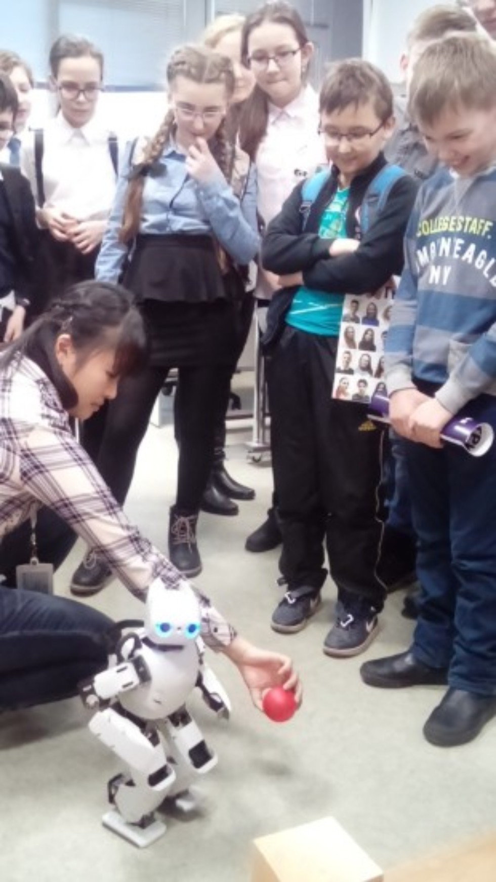 A laboratories tour was held at ITIS for everyone A laboratories tour was held at ITIS for everyone