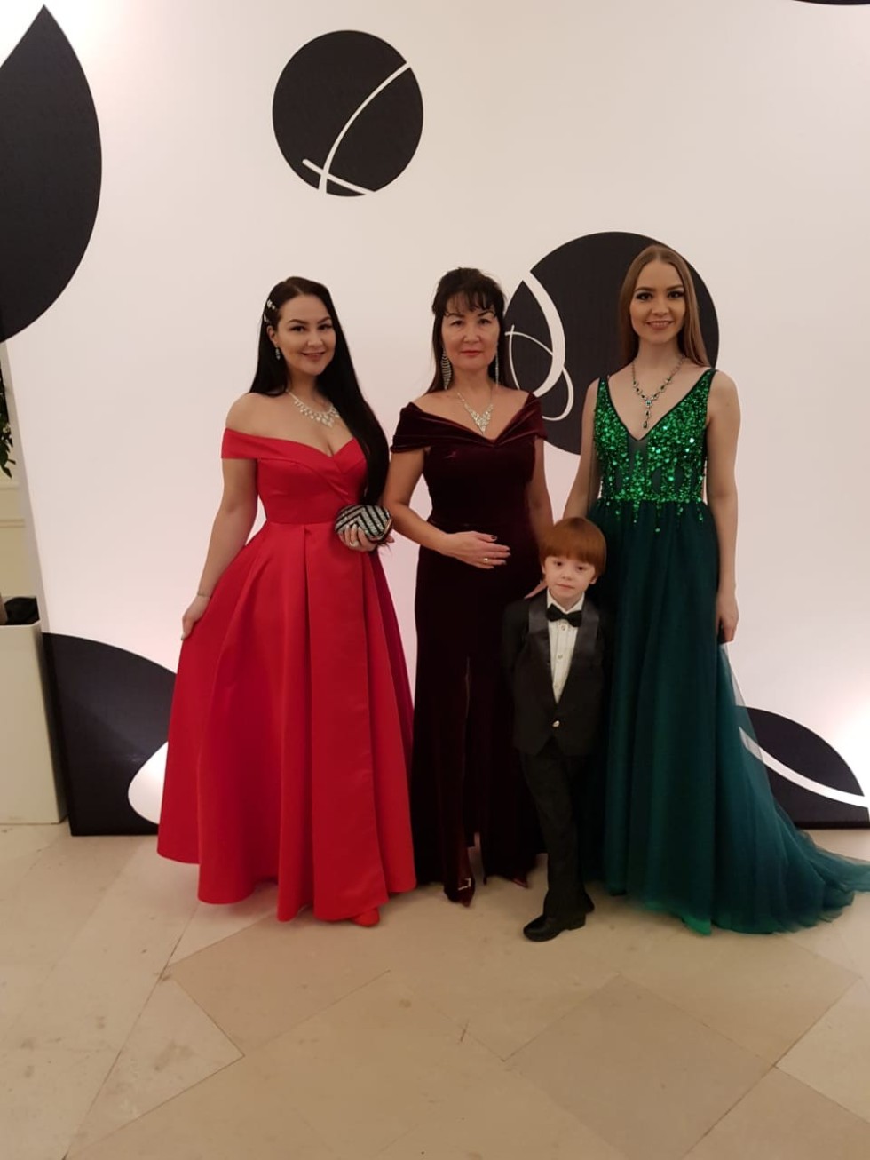 �������� ������������: '������ ������ ��� ���� ? �������! ������ ��������, ����� ������� ������ �������� �������, ������ �� ���������� � ������, ����, � ����'