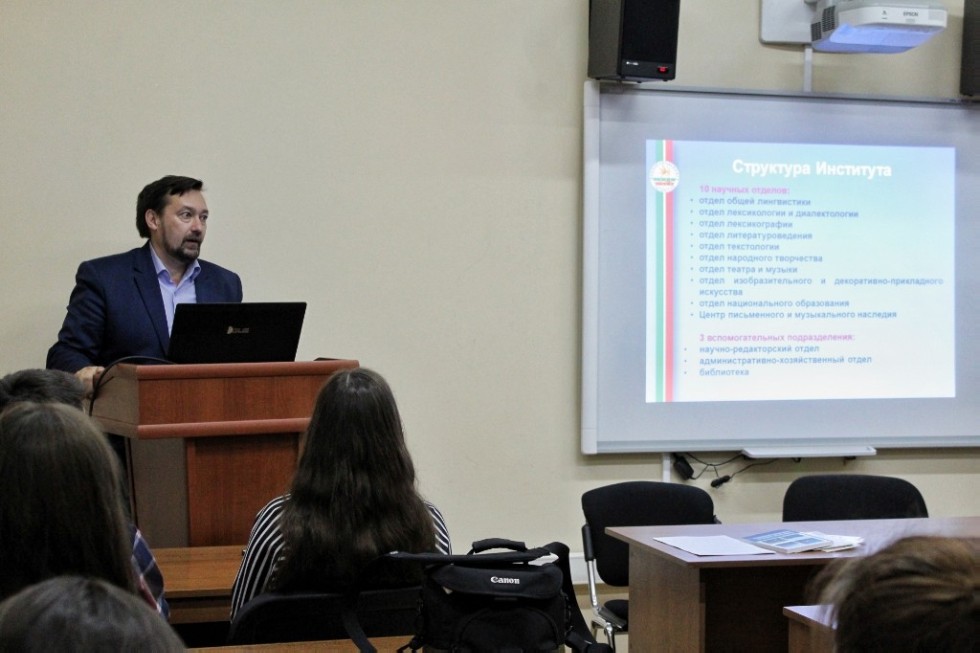 Хисамов Олег Ришат улы: 'Тормышта һәрвакыт максат куеп яшәргә кирәк' Хисамов Олег Ришат улы: 'Тормышта һәрвакыт максат куеп яшәргә кирәк'